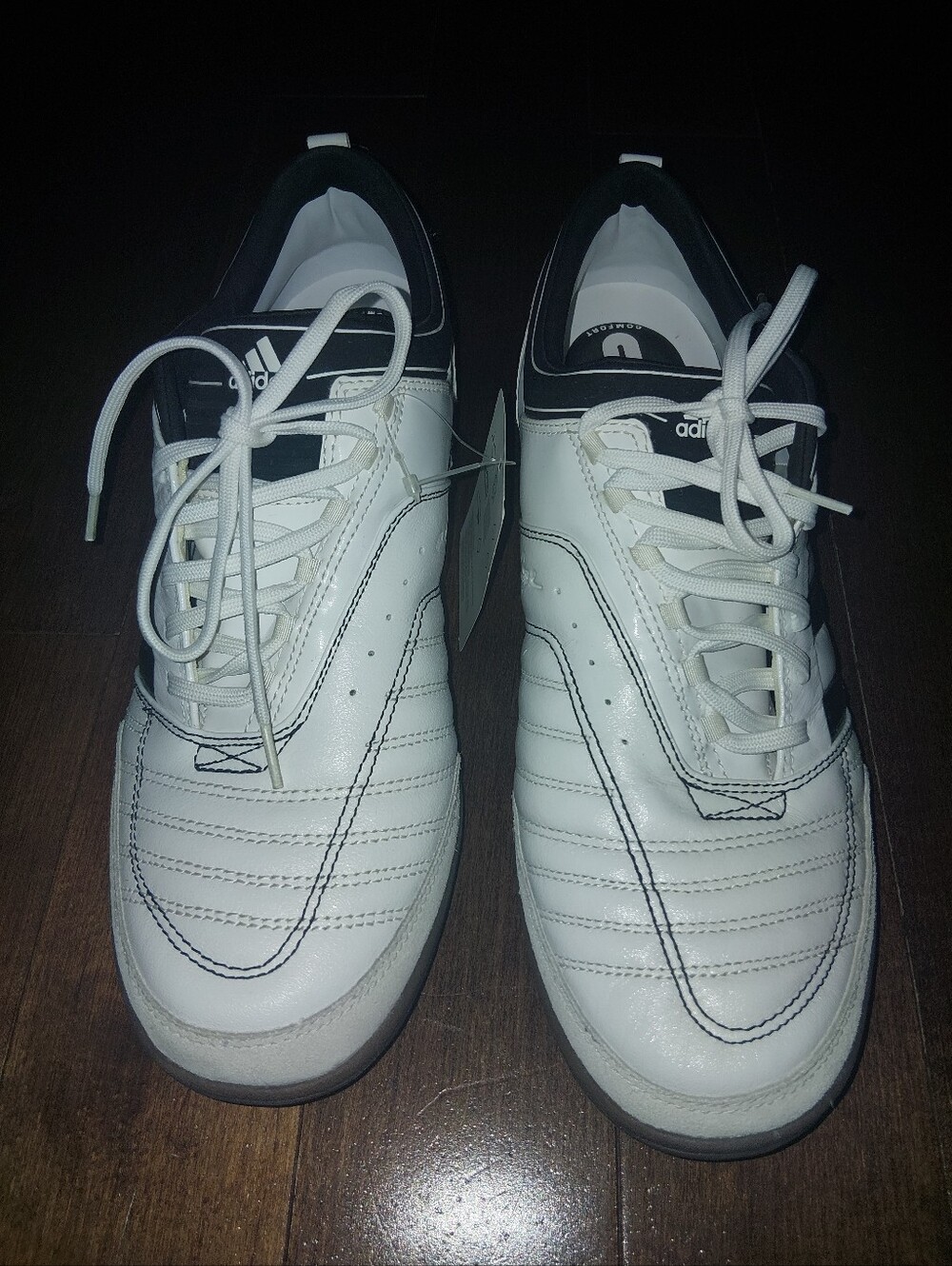 NWT Adidas adiCORE III IN Indoor Soccer Shoes – White/Black – Size 9.5 US
